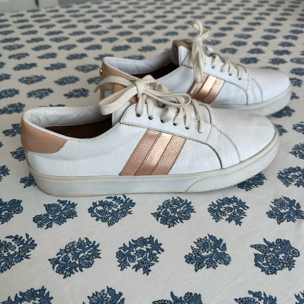 Kaanas White and Rose Gold Sneakers